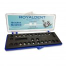 1 caso Mini-Roth 022  Royal Dent - 20 brackets con bola en caninos y premolares,