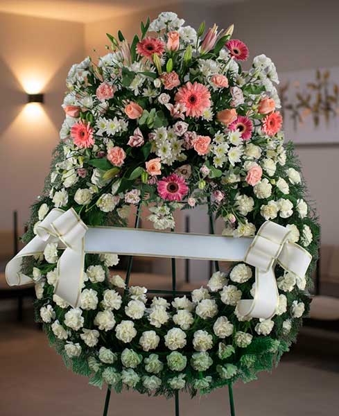 Corona Funeraria cabezal de tonos claros